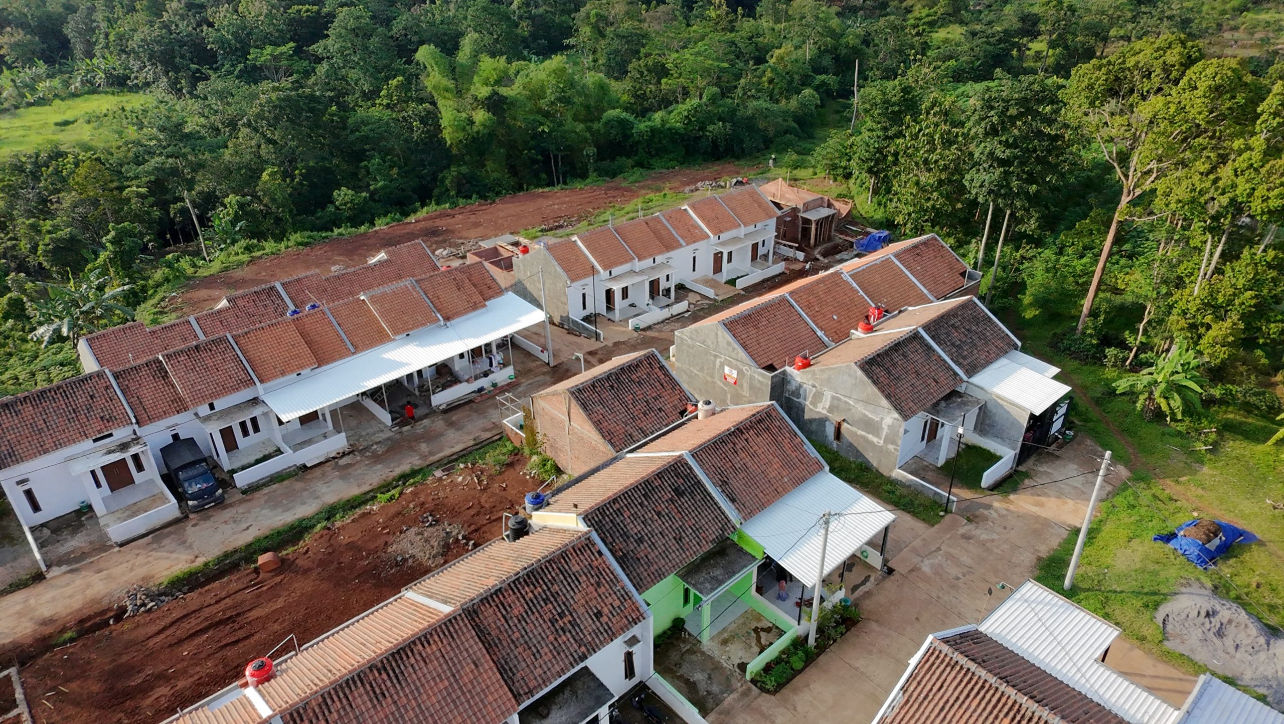 Lingkungan perumahan subsidi Barra Residence Ngabul yang rapi dan nyaman